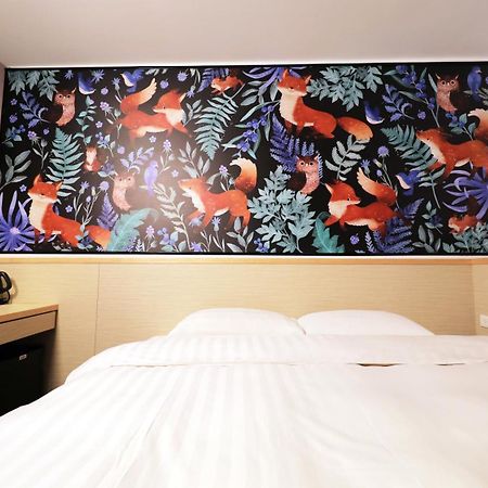 Rf Hotel  Linsen Taipei Esterno foto